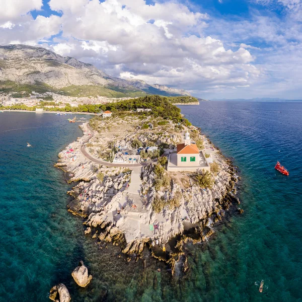 Makarska Κροατία Παλιός Φάρος Στην Ακτή Της Αδριατικής Θάλασσας Ηλιοβασίλεμα — Φωτογραφία Αρχείου