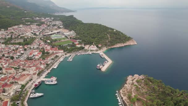 Низький Кут Подорож Дронів Сторону Залишив Пляж Брели Хорватія — стокове відео
