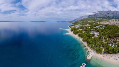 Makarska Riviera, Dalmaçya, Hırvatistan 'daki Krvavica plajı