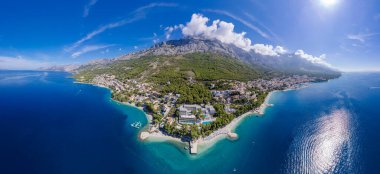 Güzel boş Sandy Beach yakınındaki Baska Voda - Baska Voda, Makarska, Dalmaçya, Hırvatistan