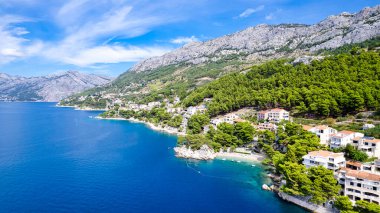 Hırvatistan 'ın Brela plajı Makarska Riviera, Dalmaçya