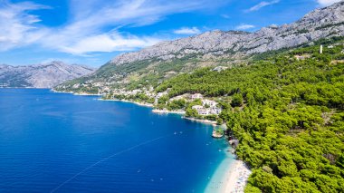 Hırvatistan 'ın Brela plajı Makarska Riviera, Dalmaçya