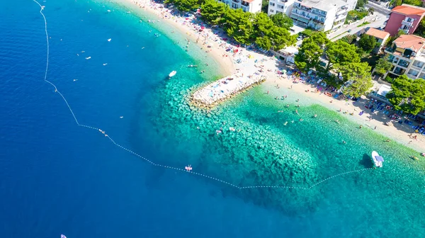 Costa Rocosa Costa Del Mar Día Soleado Verano Riviera Makarska — Foto de Stock