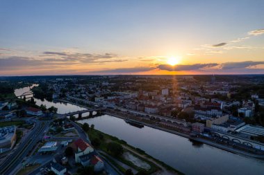 Eski Gorzw şehrinin güzel hava manzarası Wlkp Lubuskie Voyvoda Polonya.