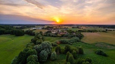 Barlinek nehrinin üzerinde gün batımı