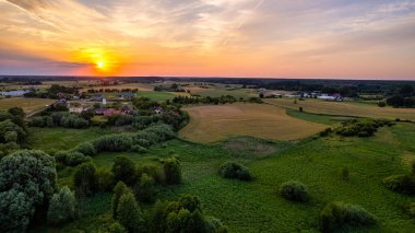 Barlinek nehrinin üzerinde gün batımı