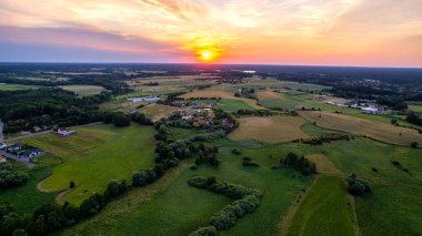 Barlinek nehrinin üzerinde gün batımı
