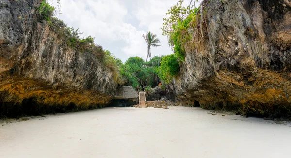 Landscape Indian Ocean Coastline Mtende Beach Zanzibar Rocks White Sand —  Fotos de Stock