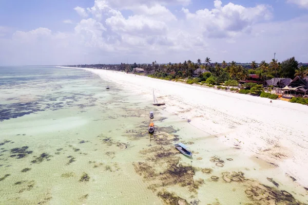 Zanzibar Looks Paradise Drone Shot Beautiful Beach Wooden Boats Left — Stockfoto