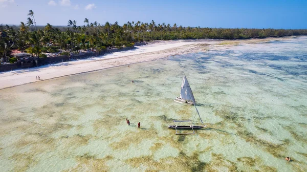 Vacation Zanzibar Beaches Offers Perfect Blend Adventure Relaxation Opportunities Travel — Stockfoto