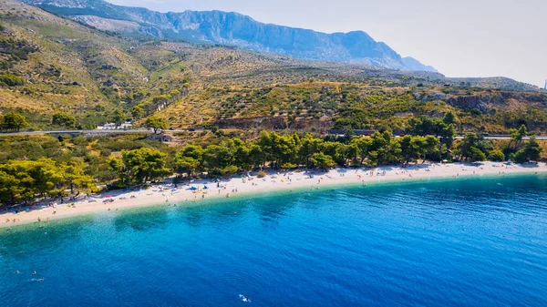 Piękno Wybrzeża Plaży Pobliżu Brela Baka Voda Chorwacja Została Uchwycona — Zdjęcie stockowe