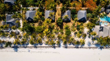 Kiwengwa Sahili 'nin, Zanzibar' ın, Tanzanya 'nın nefes kesici panoramik manzarasında kaybolun.