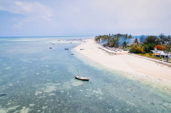 Pitoresca Praia Nungwi Zanzibar Tanzânia Exibida Uma Imagem Aérea Tonificada — Fotografia de Stock
