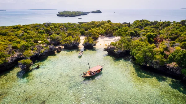 Top View Zanzibar Tropical Coast Reveals Fishing Boats Yachts Sandy — Stock Photo, Image