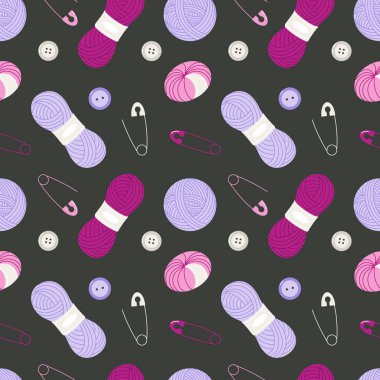 Pembe ve mor iplik toplarının kusursuz deseni, güvenlik iğneleri, ve örgü ve dikiş aksesuarları içeren koyu bir arka planda düğmeler.