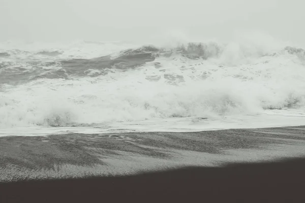 Stürmisches Wetter Auf Dem Meer Monochrom Landschaft Foto Schöne Naturkulisse — Stockfoto