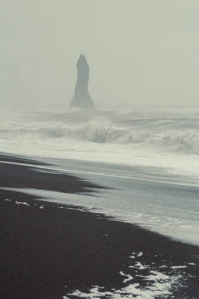 Klippensäule Stürmischer Meereslandschaft Foto Schöne Naturkulisse Mit Nebel Auf Dem — Stockfoto