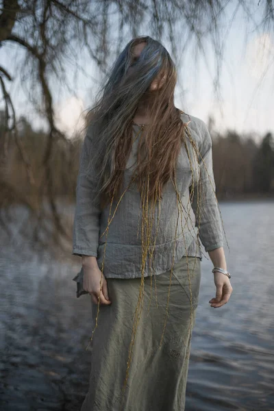 Close Wind Blowing Hair Adult Woman Face Portrait Picture Willow — Foto de Stock