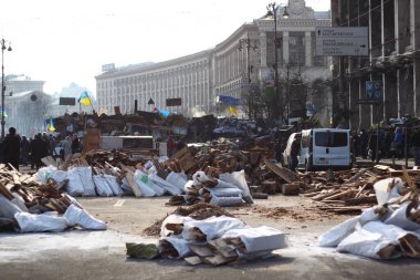 2014 yılında Meydan 'daki Ukrayna devrimi sırasında barikatlar kuruldu.