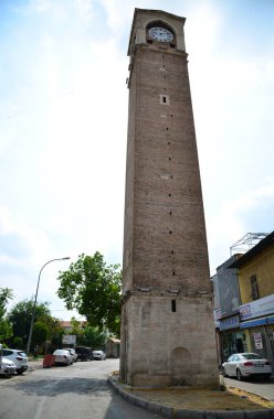 Adana, Türkiye 'de yer alan Büyük Saat Kulesi 1881 yılında Vali Ziya Paşa tarafından inşa edilmiştir..