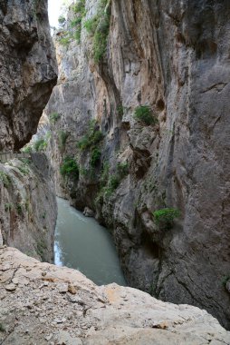 Türkiye 'nin Adana kentinde yer alan Çakit Kanyonu önemli bir turizm alanıdır.