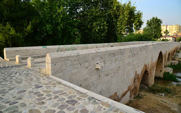 Расположенный Козане Турция Римский Мост Восходит Римскому Периоду — стоковое фото