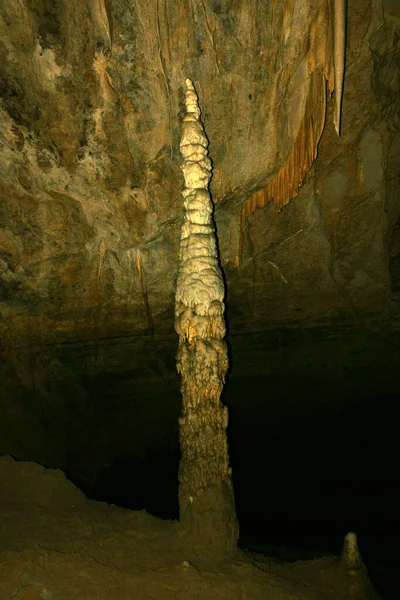 Gokgol Cave Located Zonguldak Turkey 이달린 3350 길이의 동굴은 터키에서 — 스톡 사진