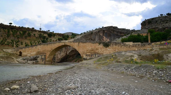 Puente Cendere Una Antigua Estructura Situada Distrito Kahta Adyaman —  Fotos de Stock