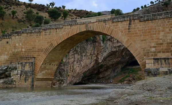 Puente Cendere Una Antigua Estructura Situada Distrito Kahta Adyaman —  Fotos de Stock