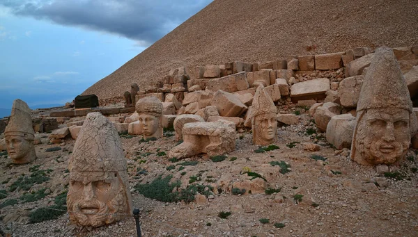 Nemrut Dağı Antik Şehir - TURKEY