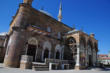Türkiye 'nin Yozgat ilçesinde yer alan Capanolu Camii 1779 yılında inşa edildi. Yozgat 'ın en büyük camii..