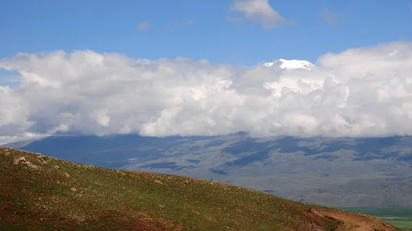Ararat Dağı 137 Metre Türkiye Nin Yüksek Noktası — Stok fotoğraf