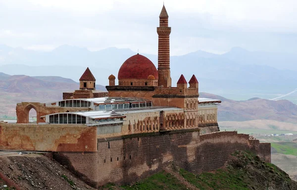 Situado Doubeyazt Turquía Este Gran Palacio Fue Construido Siglo Xvii —  Fotos de Stock