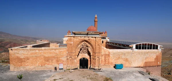 Situado Doubeyazt Turquía Este Gran Palacio Fue Construido Siglo Xvii —  Fotos de Stock