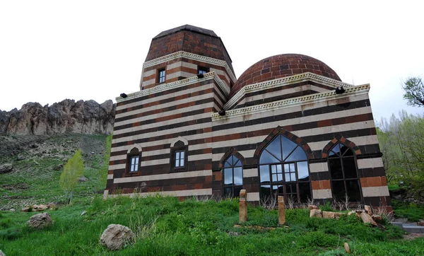 Розташована Догубеяцті Туреччина Гробниця Належить Відомого Курдського Поета — стокове фото