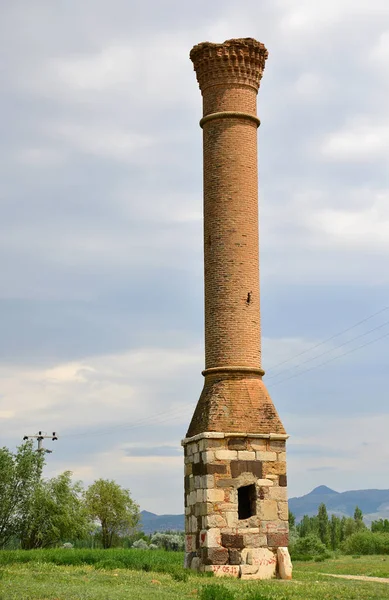 Förstörda Ottomanska Minaret Afyonkarahisar Turkey — Stockfoto