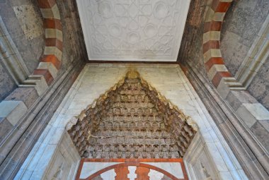 Türkiye 'nin Merzifon kentinde yer alan Saat Kulesi, 1866 yılında inşa edilmiştir..