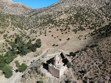Located in Van, Turkey, Garmravank Monastery was built in the 10th century by the Vasburagan king Kakig I.