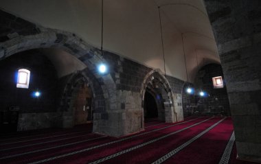 Located in Gevas, Turkey, the Izzettin Sir Mosque was built in the 14th century.
