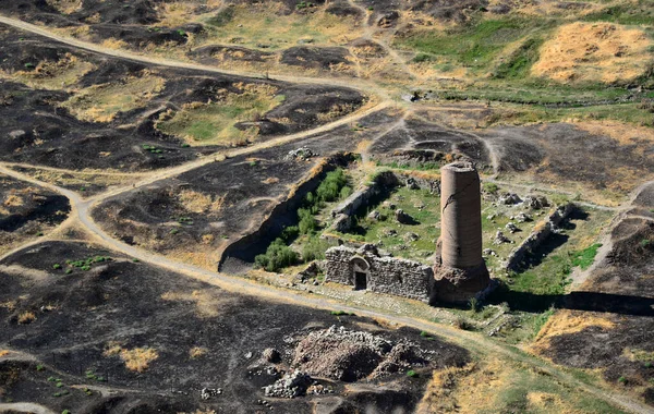 Van Castle, located in the city of Van, Turkey, was built during the Urartian period. There are ancient settlements around.