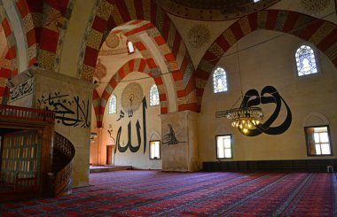 Edirne Eski Camii, Türkiye 'nin Edirne ilinde yer alan ve 1414 yılında tamamlanan bir camidir..
