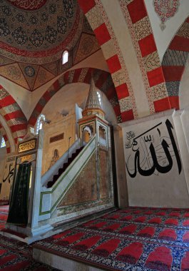Edirne Eski Camii, Türkiye 'nin Edirne ilinde yer alan ve 1414 yılında tamamlanan bir camidir..