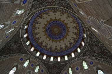 Türkiye 'nin Edirne kentinde yer alan 2. Beyazt Camii, 15. yüzyılda inşa edildi..