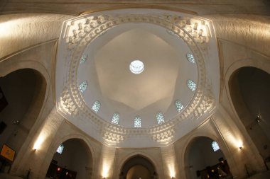 Türkiye 'nin Edirne kentinde yer alan 2. Beyazt Camii, 15. yüzyılda inşa edildi..