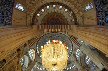 Türkiye 'nin Edirne kentindeki Selimiye Camii 16. yüzyılda inşa edilmiştir. Ülkedeki en önemli tarihi camilerden biridir..