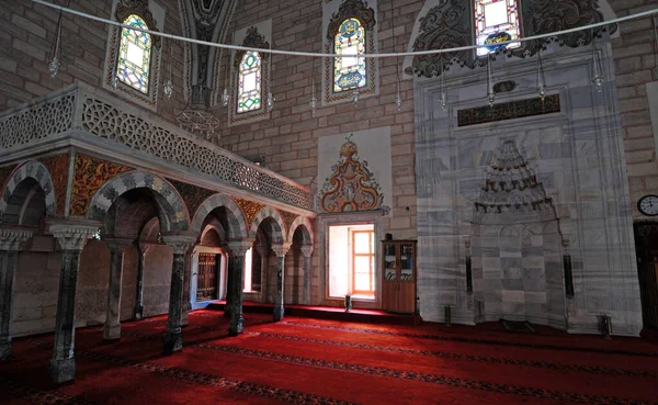 トルコのエディリンに位置する2番目のビヤストモスクは 15世紀に建てられました — ストック写真