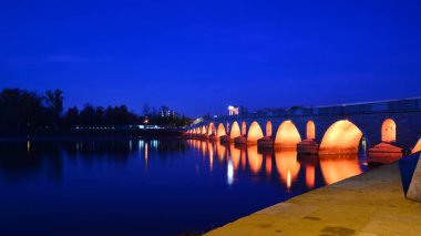 Türkiye 'nin Edirne kentinde yer alan Meriç Köprüsü 1847 yılında inşa edildi..