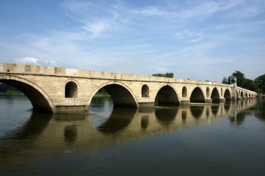 Türkiye 'nin Edirne kentinde yer alan Meriç Köprüsü 1847 yılında inşa edildi..