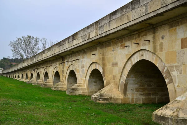 터키에 르네에 역사적 다리는 1443 건설되었다 그것은 세계에서 다리입니다 — 스톡 사진