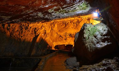 Fakilli Mağarası - Duzce - TURKEY